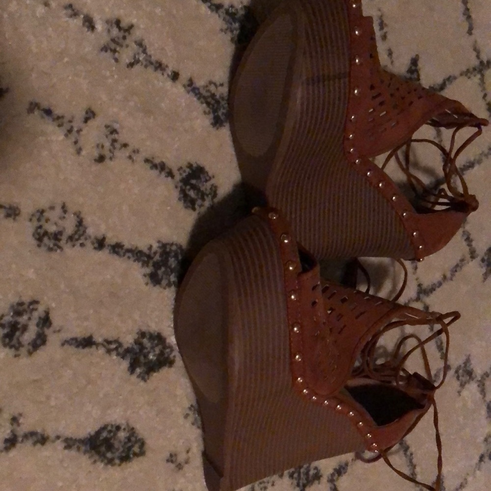 JustFab Cognac Platform Wedges - Picture 3 of 3